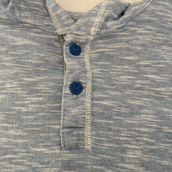 Pull over shirt - Picture 2 of 4